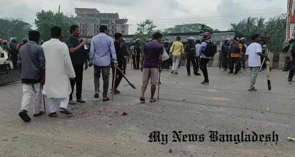 AL Activists, Police Take Over Some BNP Sit-Ins