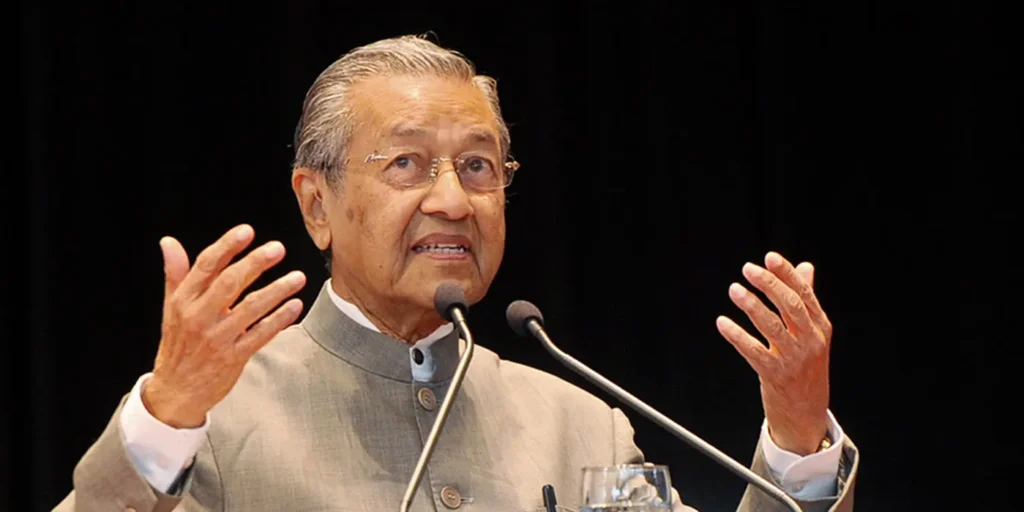 Scrap UN Veto Power Of 5 Countries, Form Global Govt: Mahathir